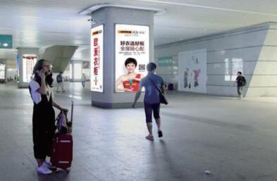 廈門(mén)高鐵廣告